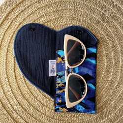 MADINA_Etui à lunettes wax_Mon labo couture MADINA_Etui à lunettes wax_Mon labo couture